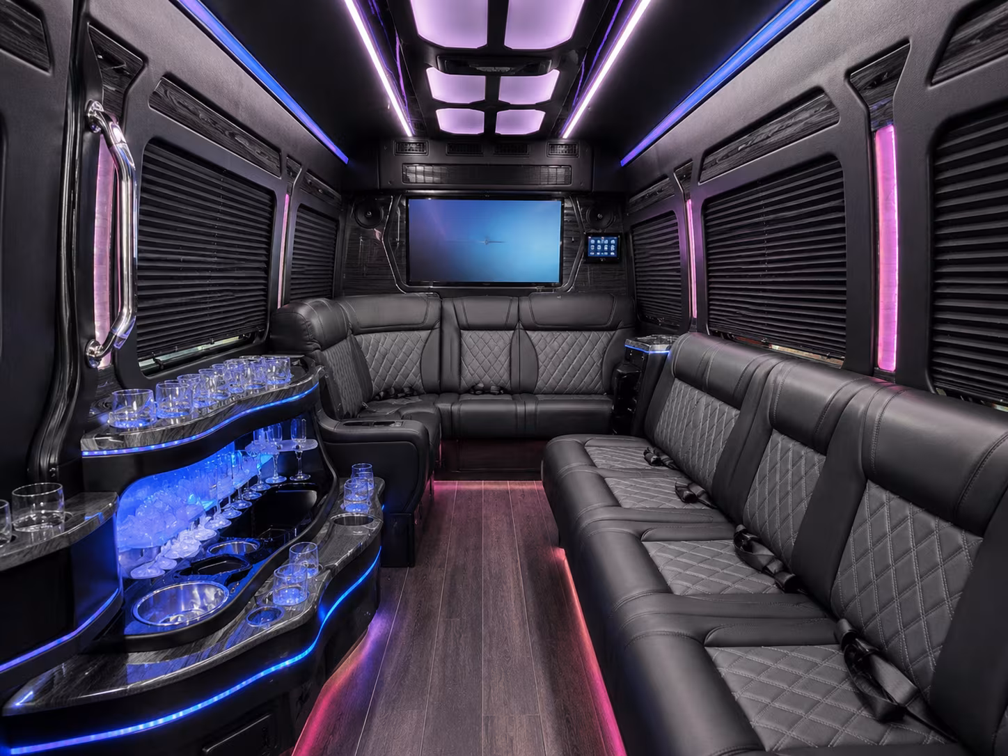 bus rentals for corporate retreats and off site team travel