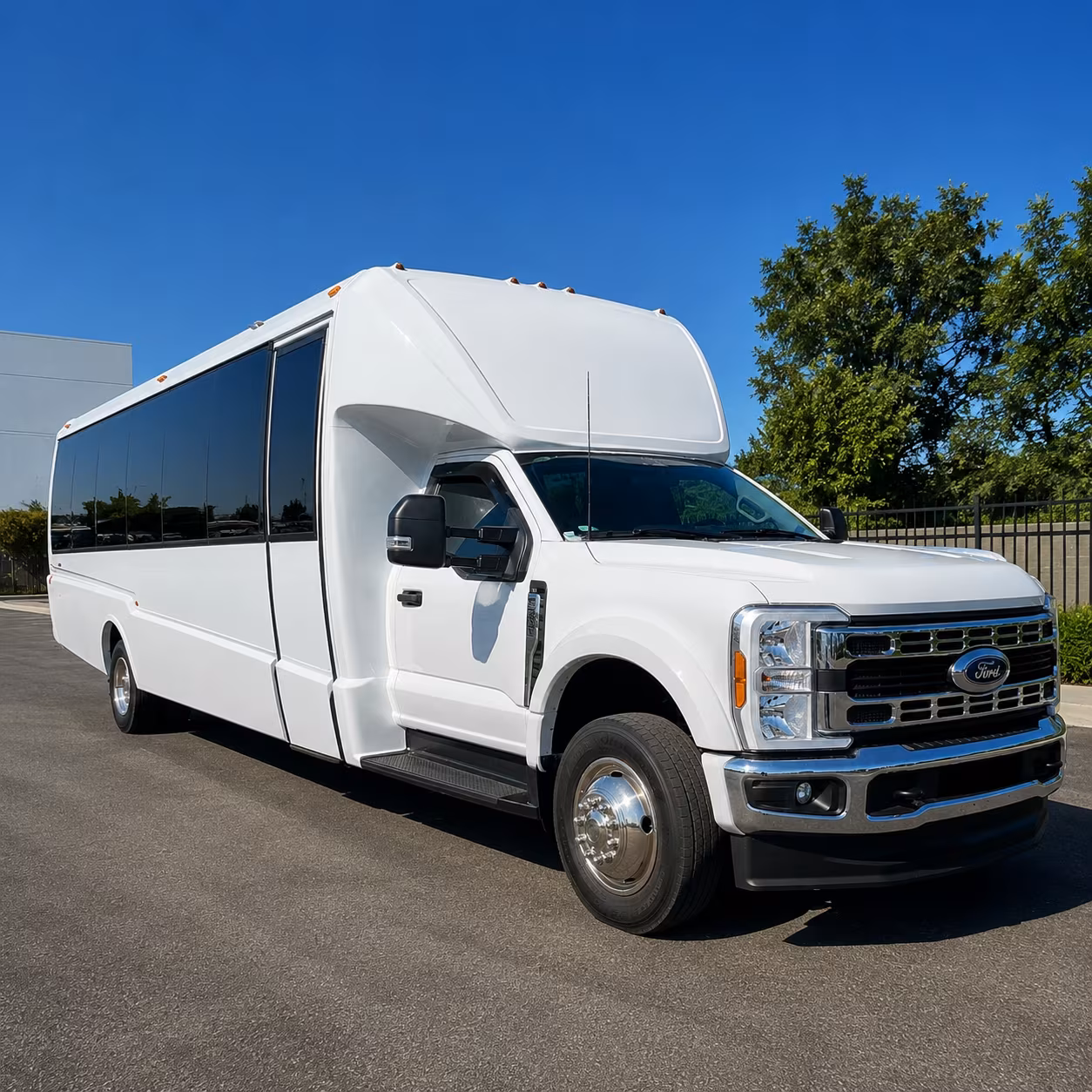 corporate and convention buses in st joseph missouri