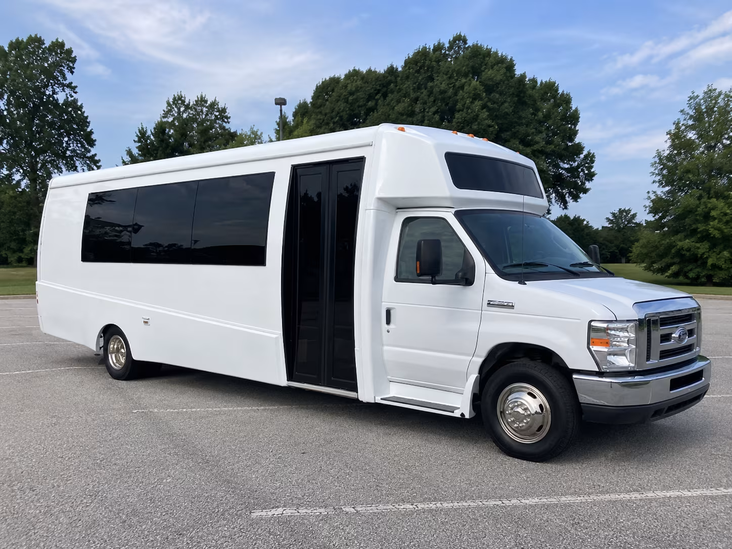 st joseph 18 passenger party bus